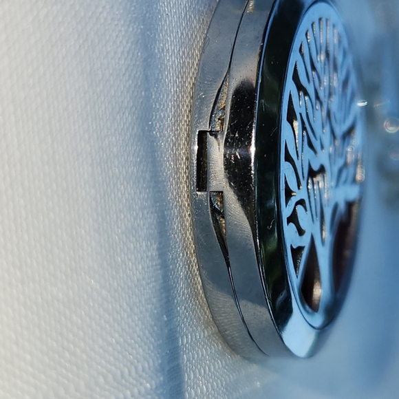 Perfume Locket Pendant and Sterling Chain - Picture 2 of 13